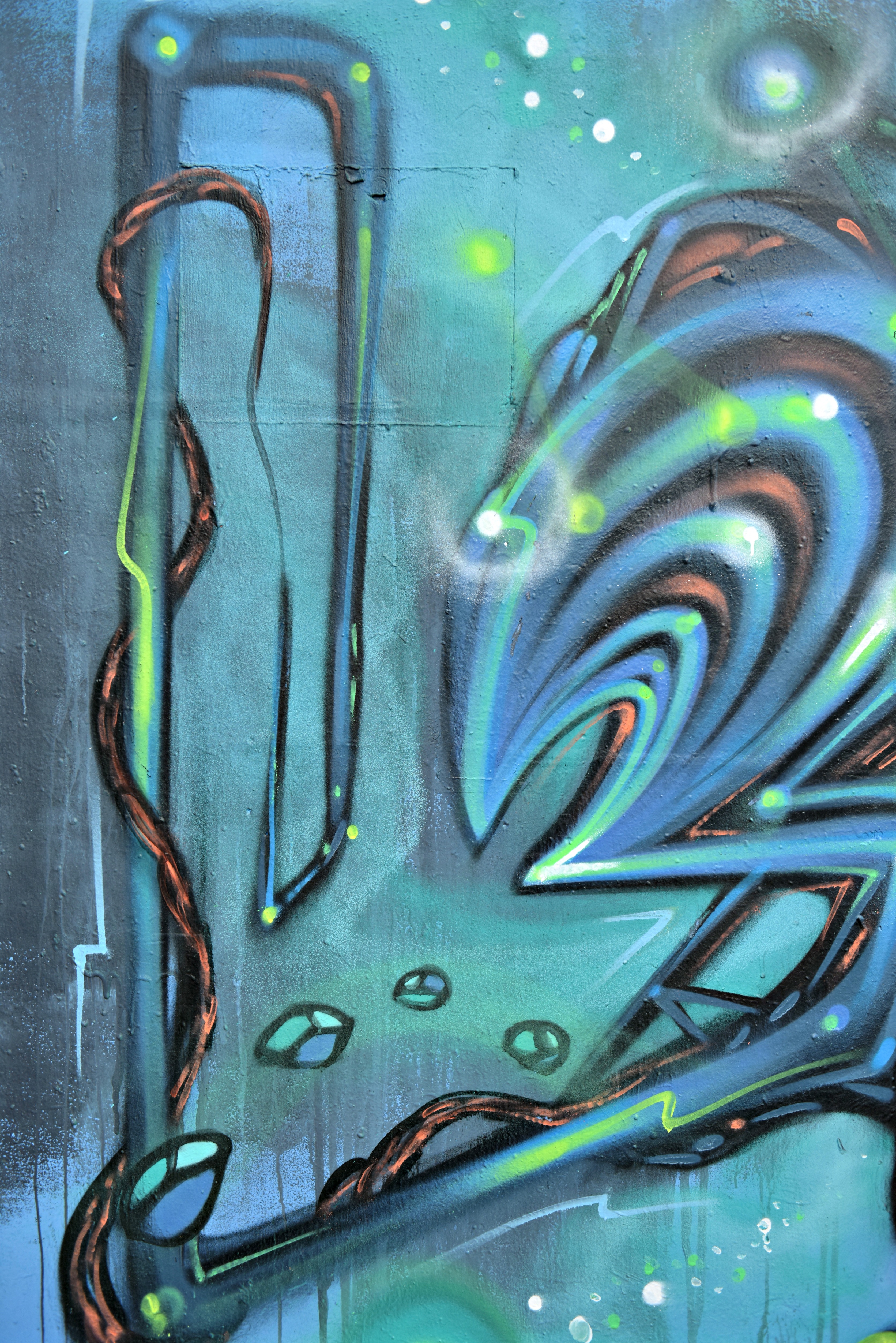 <img src="ana.jpg" alt="ana catfished alien street art wall"> 