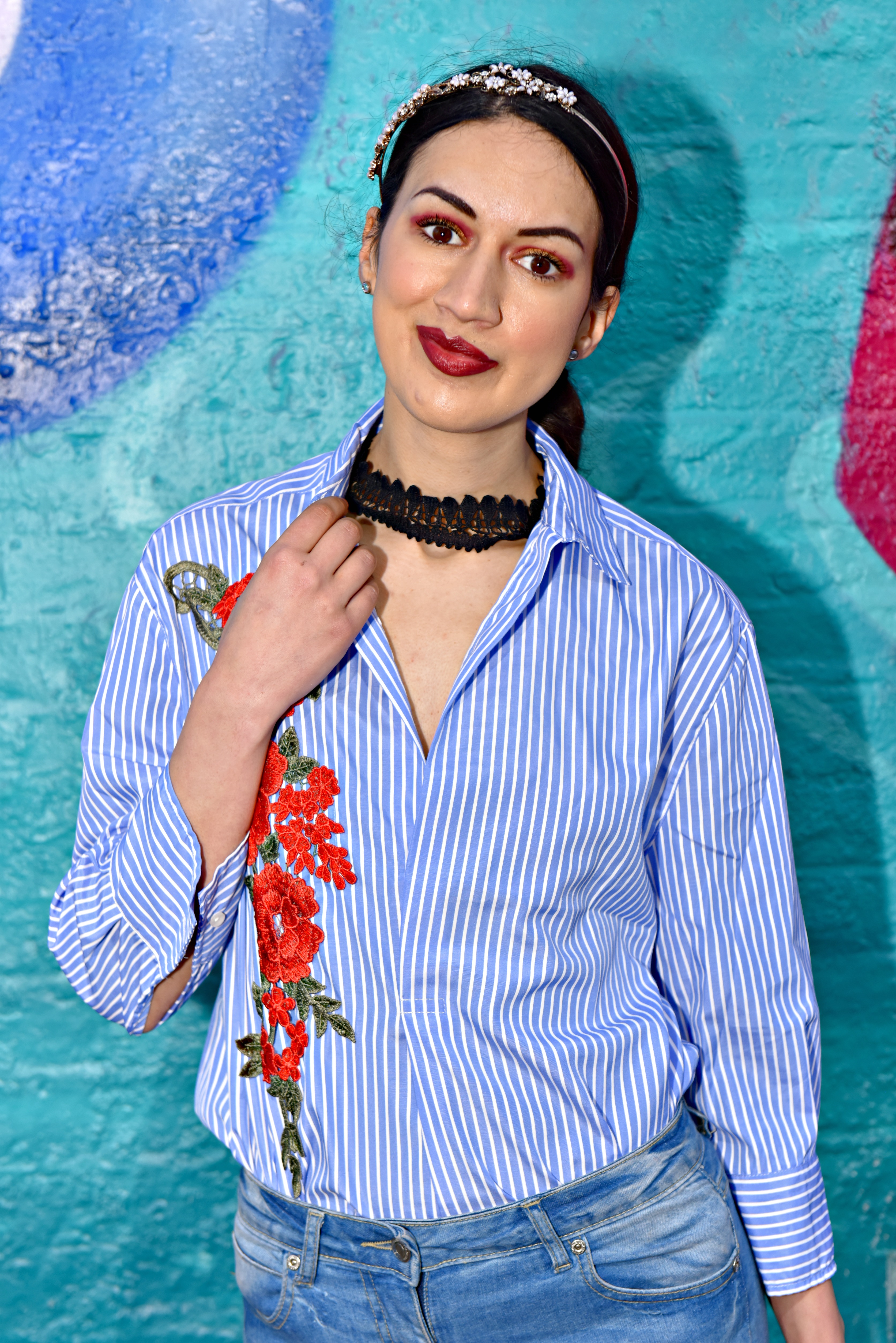 <img src="ana.jpg" alt="ana floral embroidered shirt to wear to work"> 