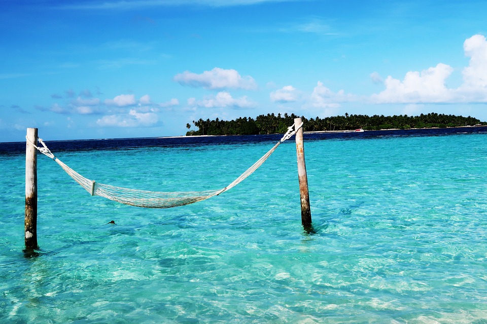 <img src="ana.jpg" alt="ana maldives blue ocean honeymoon destinations abroad"> 