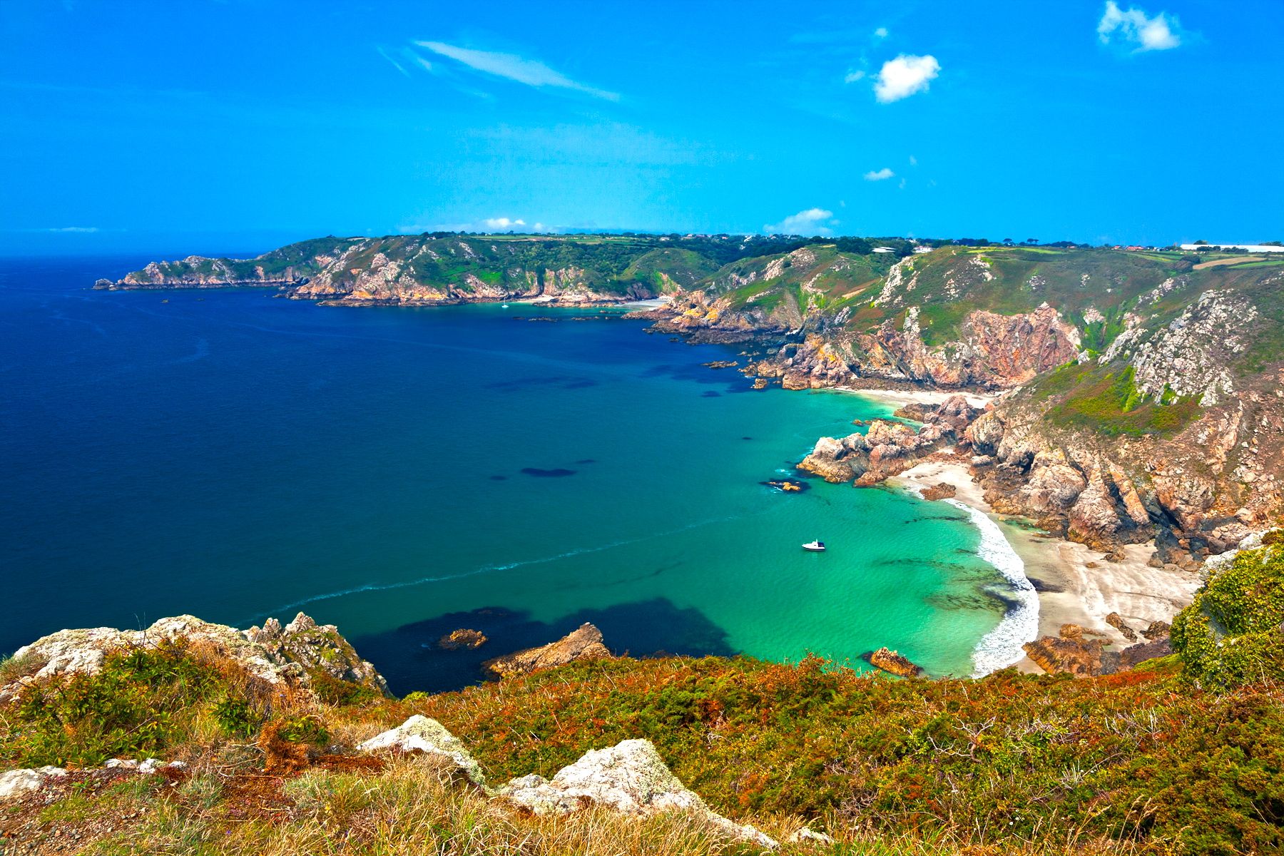 <img src="ana.jpg" alt="ana beautiful coastline Guernsey"/> 
