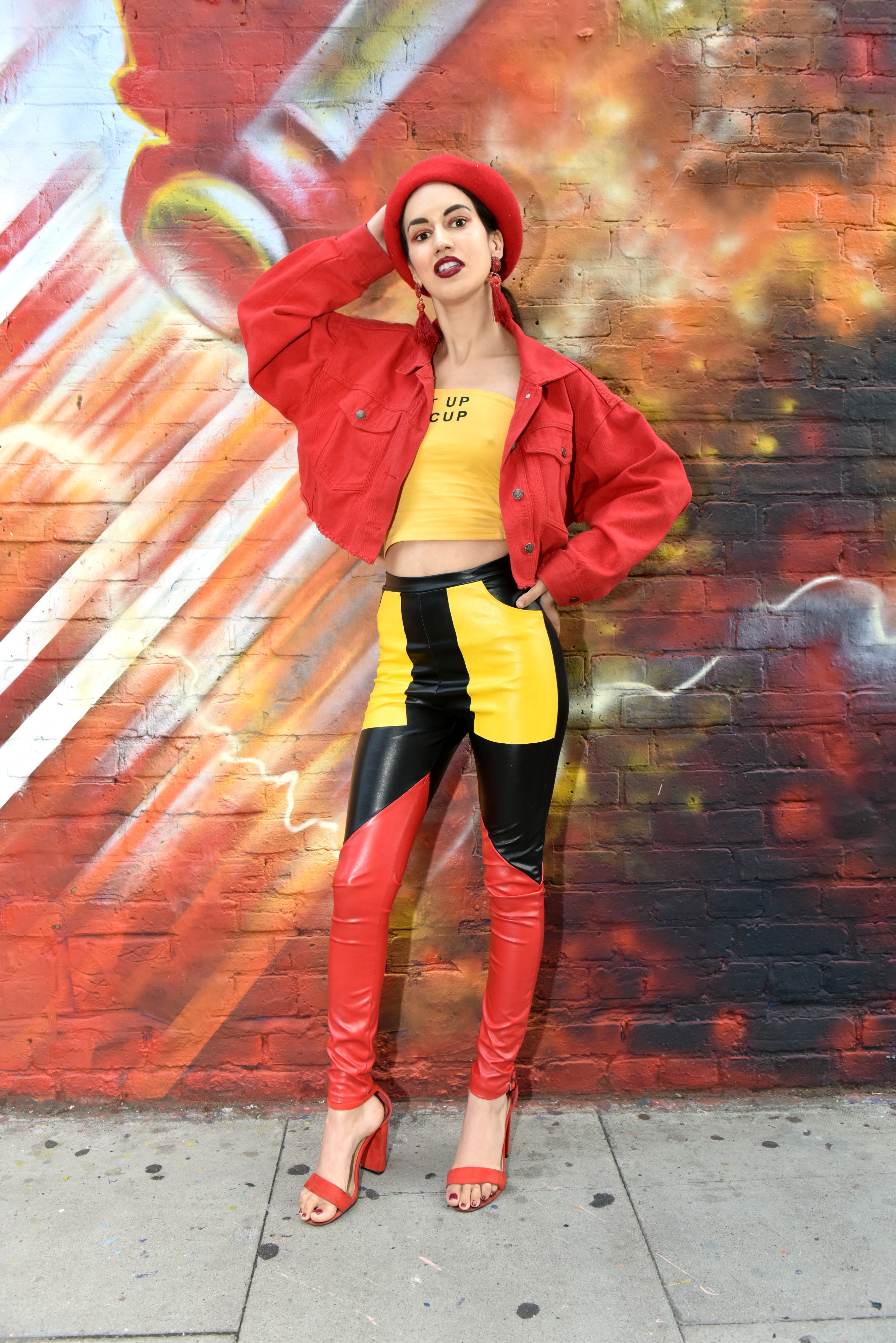  <img src="ana.jpg" alt="ana yellow and red outfit save time in the big city"/> 