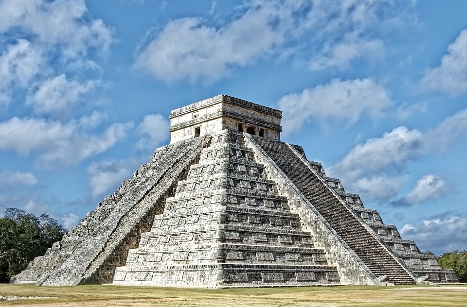 <img src="ana.jpg" alt="pyramids of mexico beautiful countries to retire to"/> 