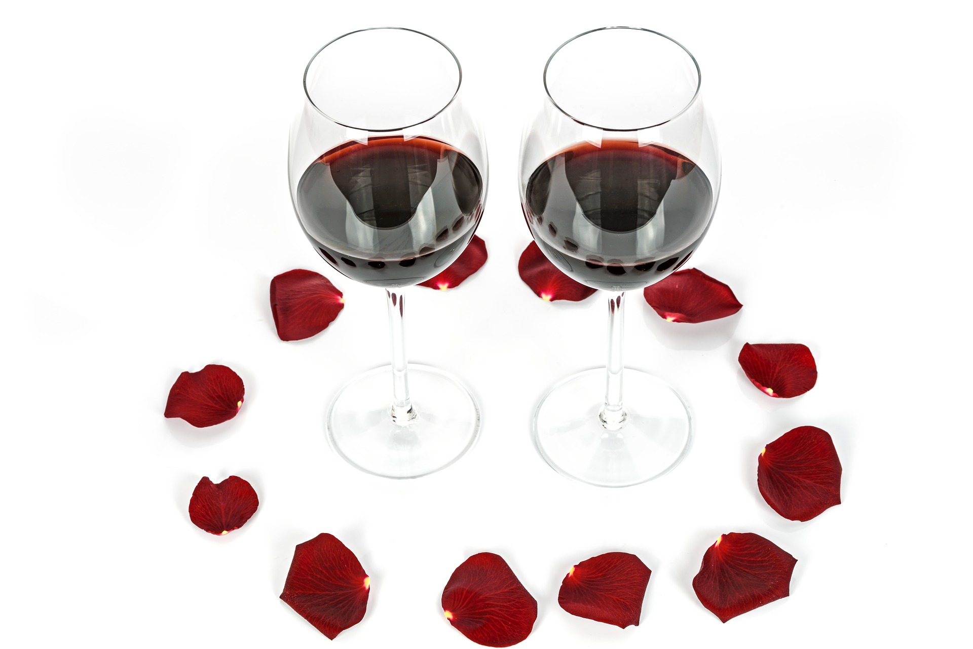 "ana.jpg" alt="ana red wine and red rose petals quirky date"/> 