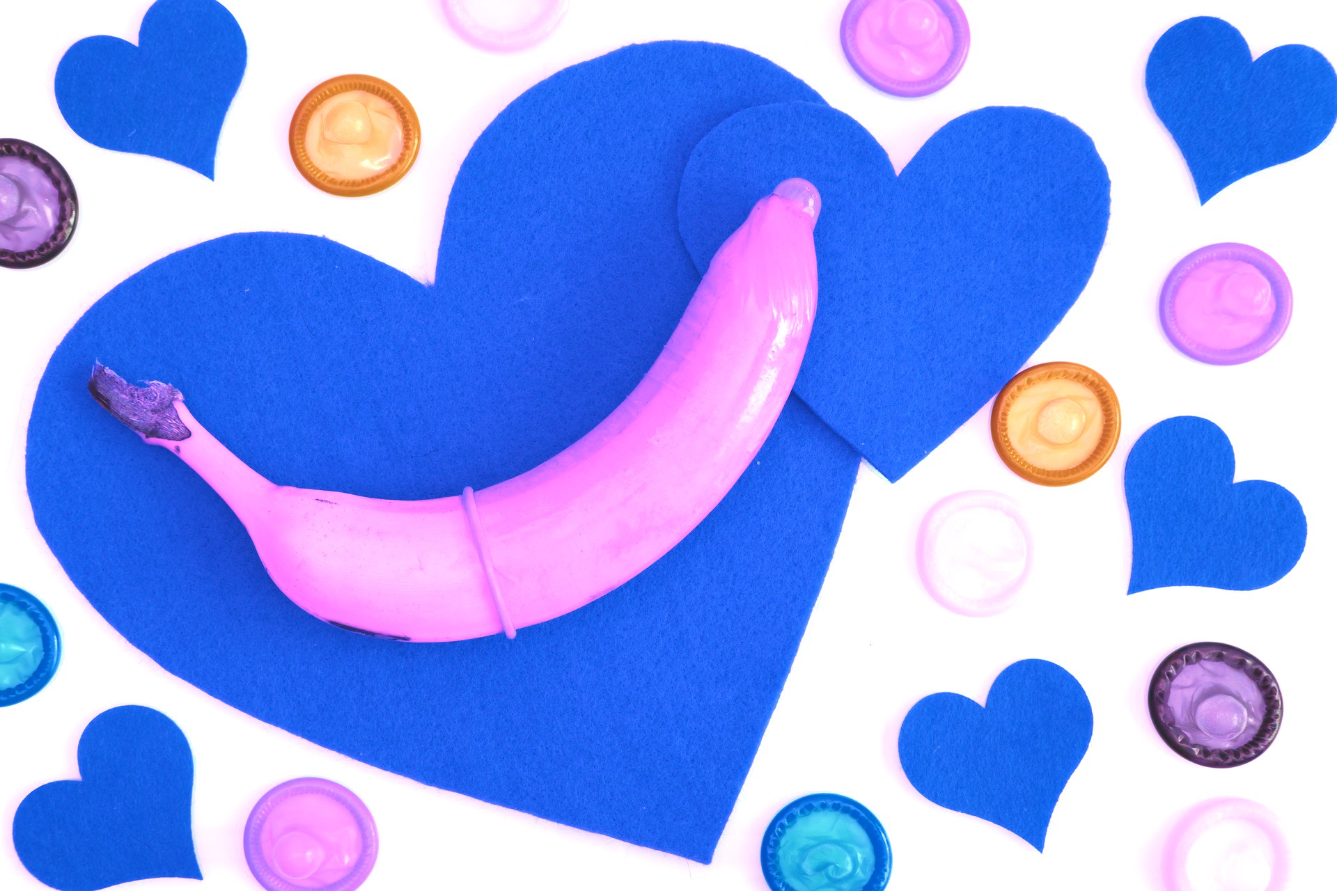 <img src="heart.jpg" alt=blue heart and condoms"/> 