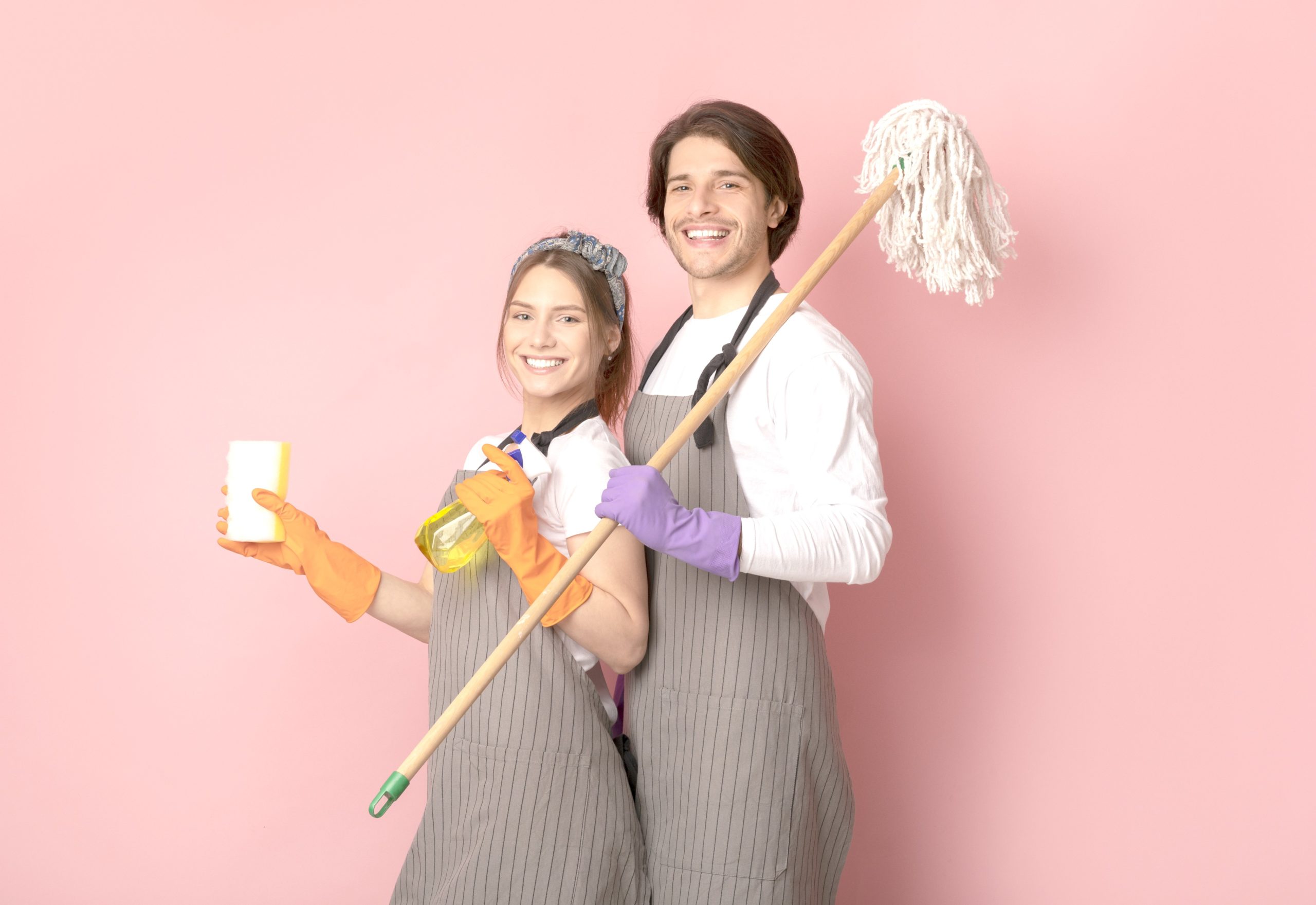 <img src="couple.jpg" alt="couple cleaning together"/> 