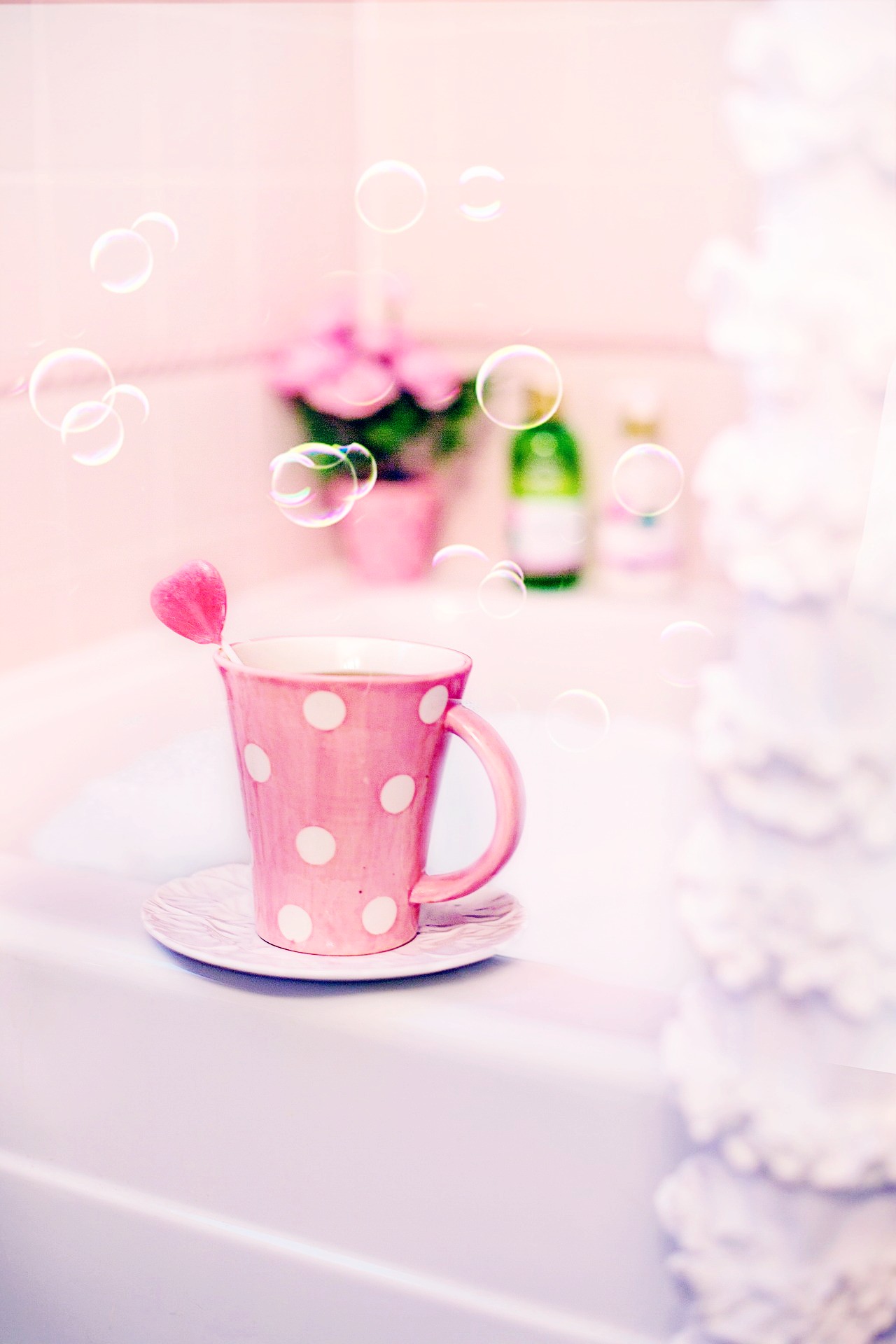 <img src="pink.jpg" alt="pink bubble bath valentine's day date ideas"/> 