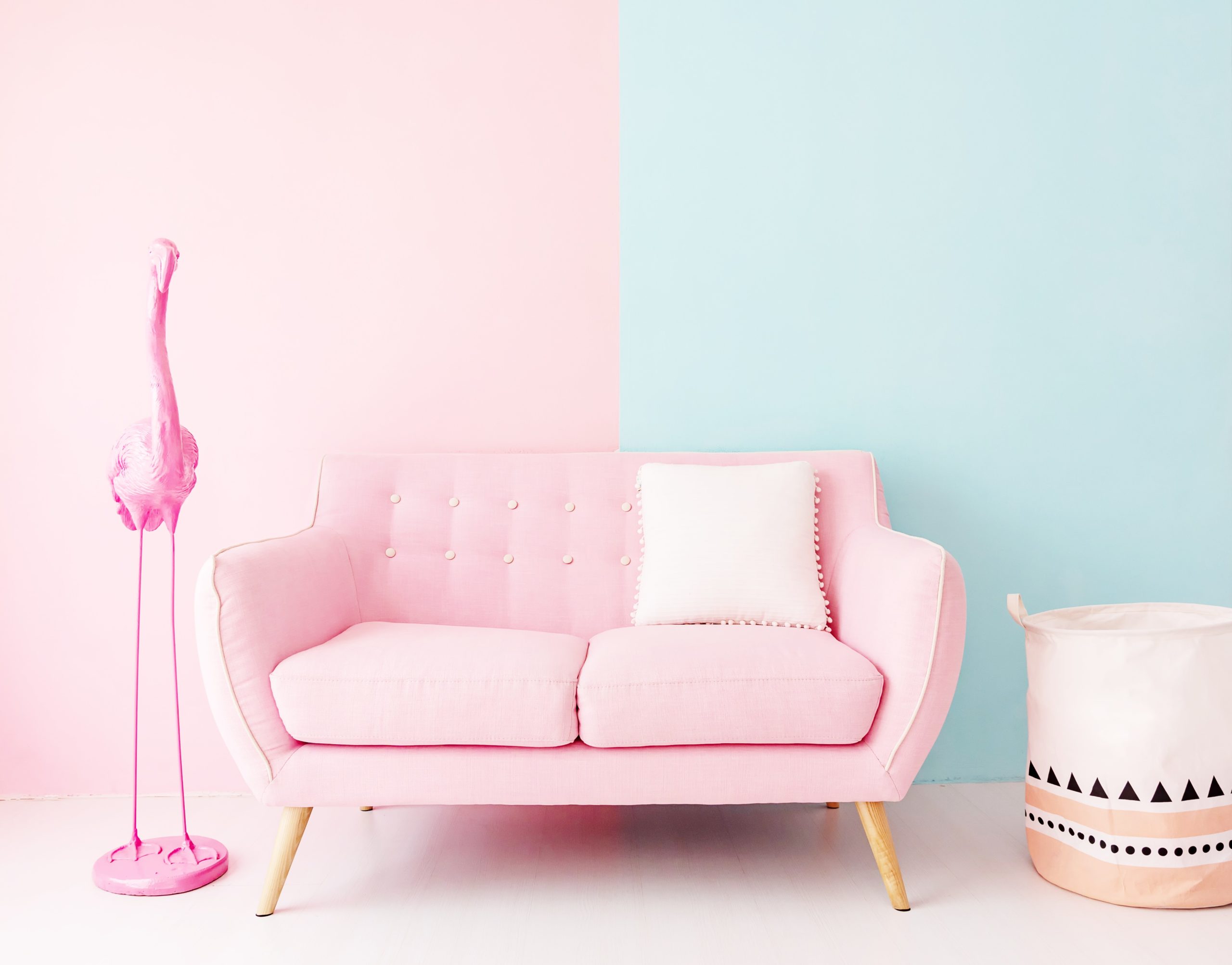 <img src="pink.jpg" alt="pink sofa on blue and pink wall"/> 