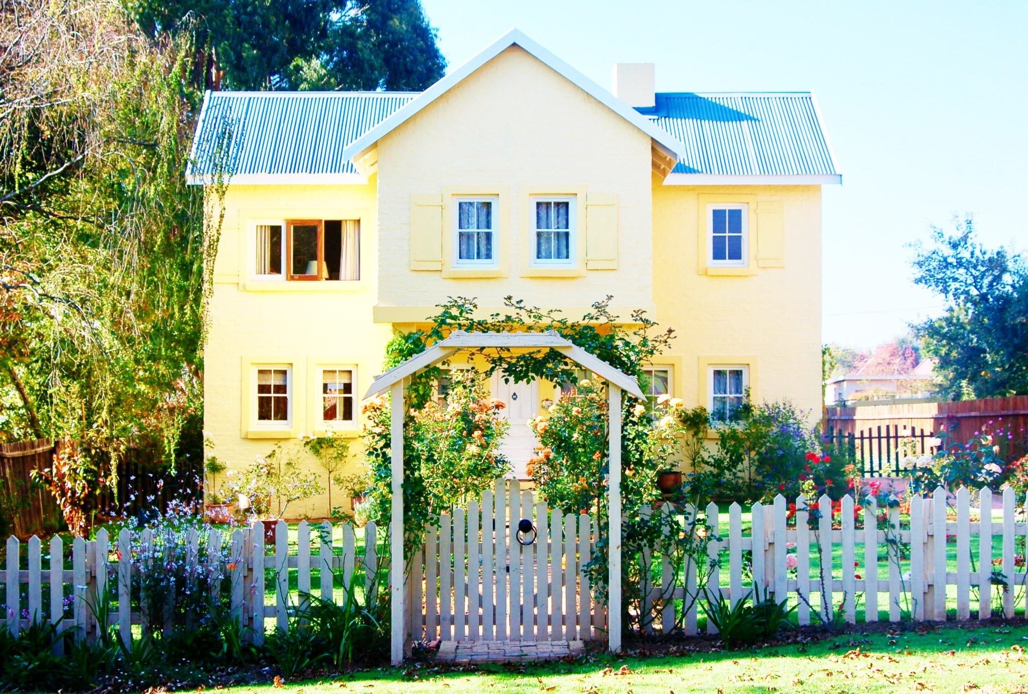 Yellow Cottagecore Style House - Faded Spring