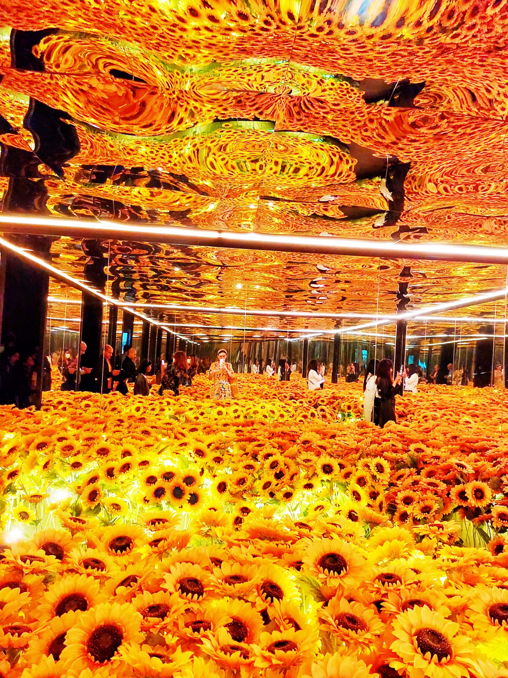 <img src="sunflowersjpg" alt="instagrammable art sunflower room /> 