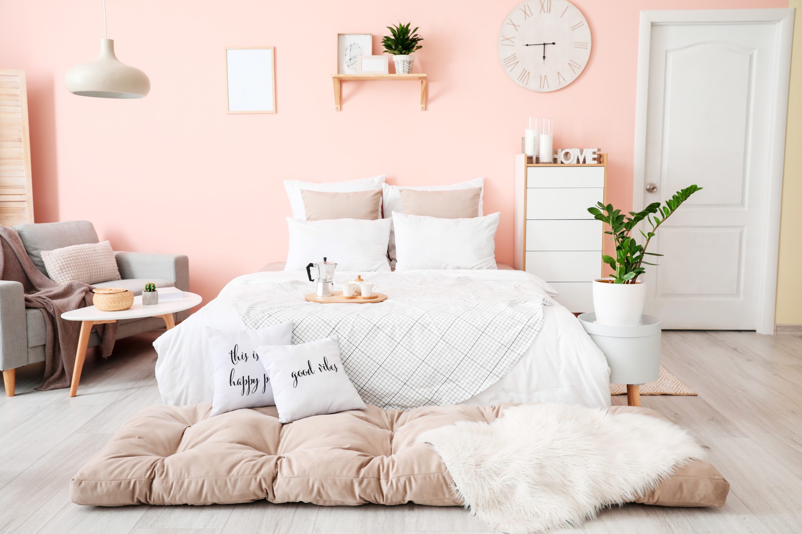 <img src="stylish.jpg" alt="stylish light pink room with cozy blankets"/> 