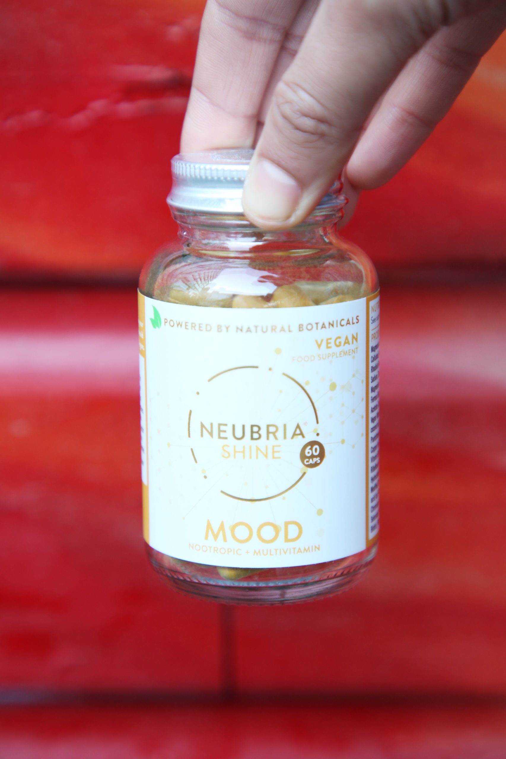 <img src="neubria.jpg" alt="neubria shine mood supplements"/> 