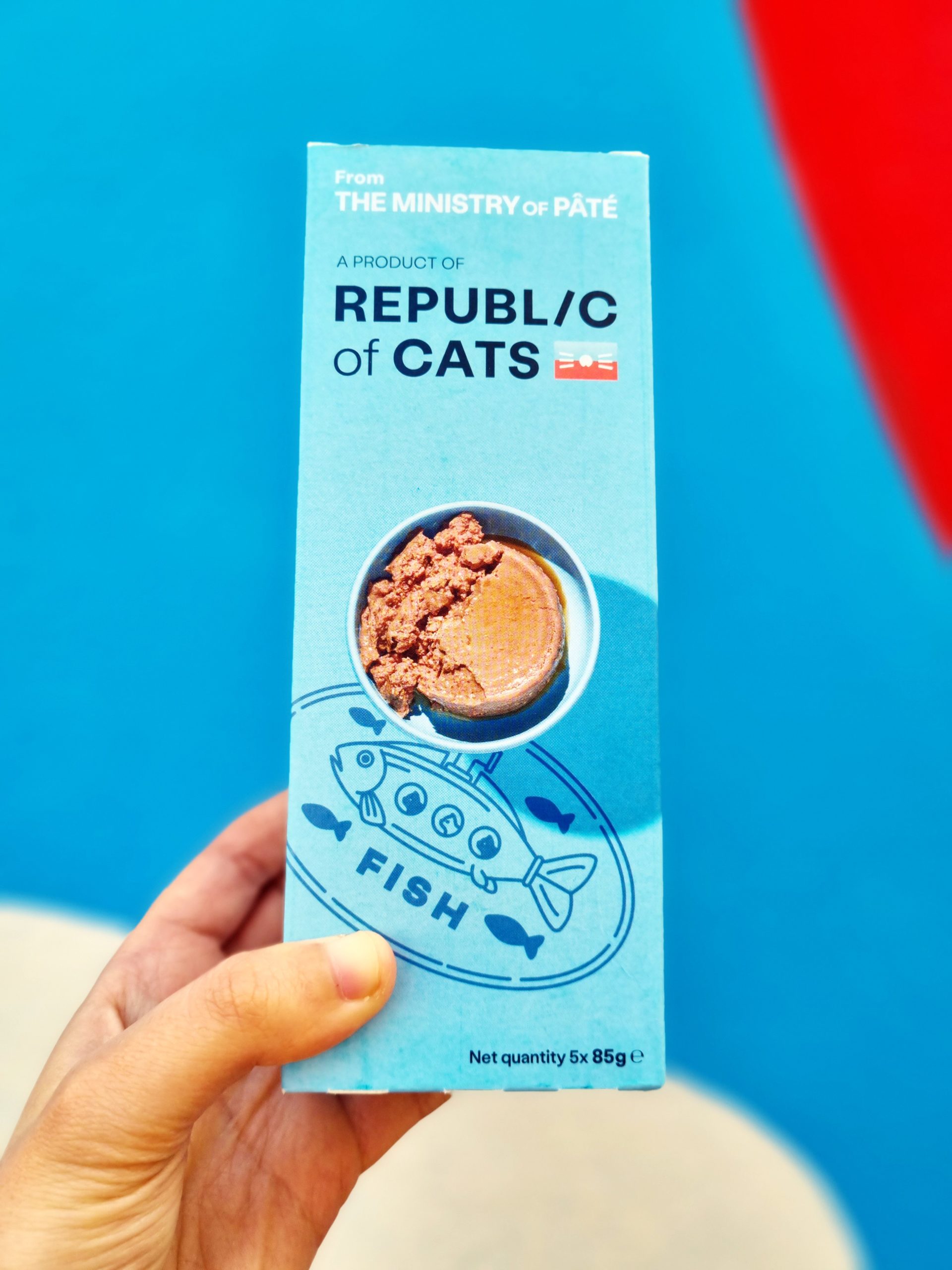 <img src="republic.jpg" alt="republic of cats fish flavour"/> 
