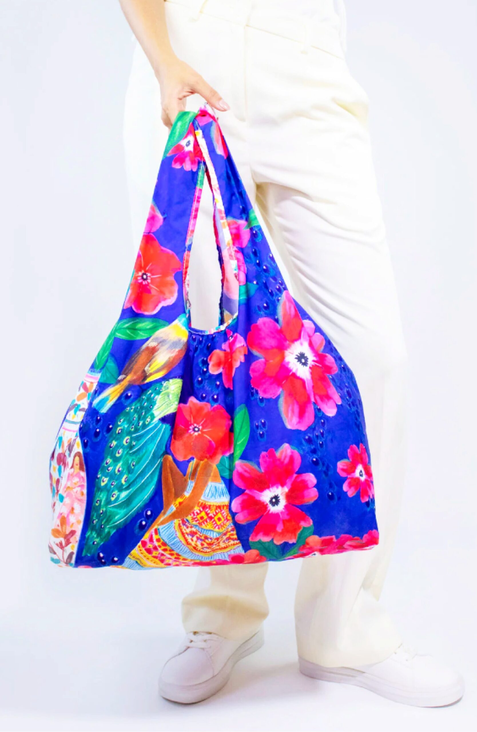 <img src="kind bag.jpg" alt="kind bag roeqie budget friendly christmas"/>