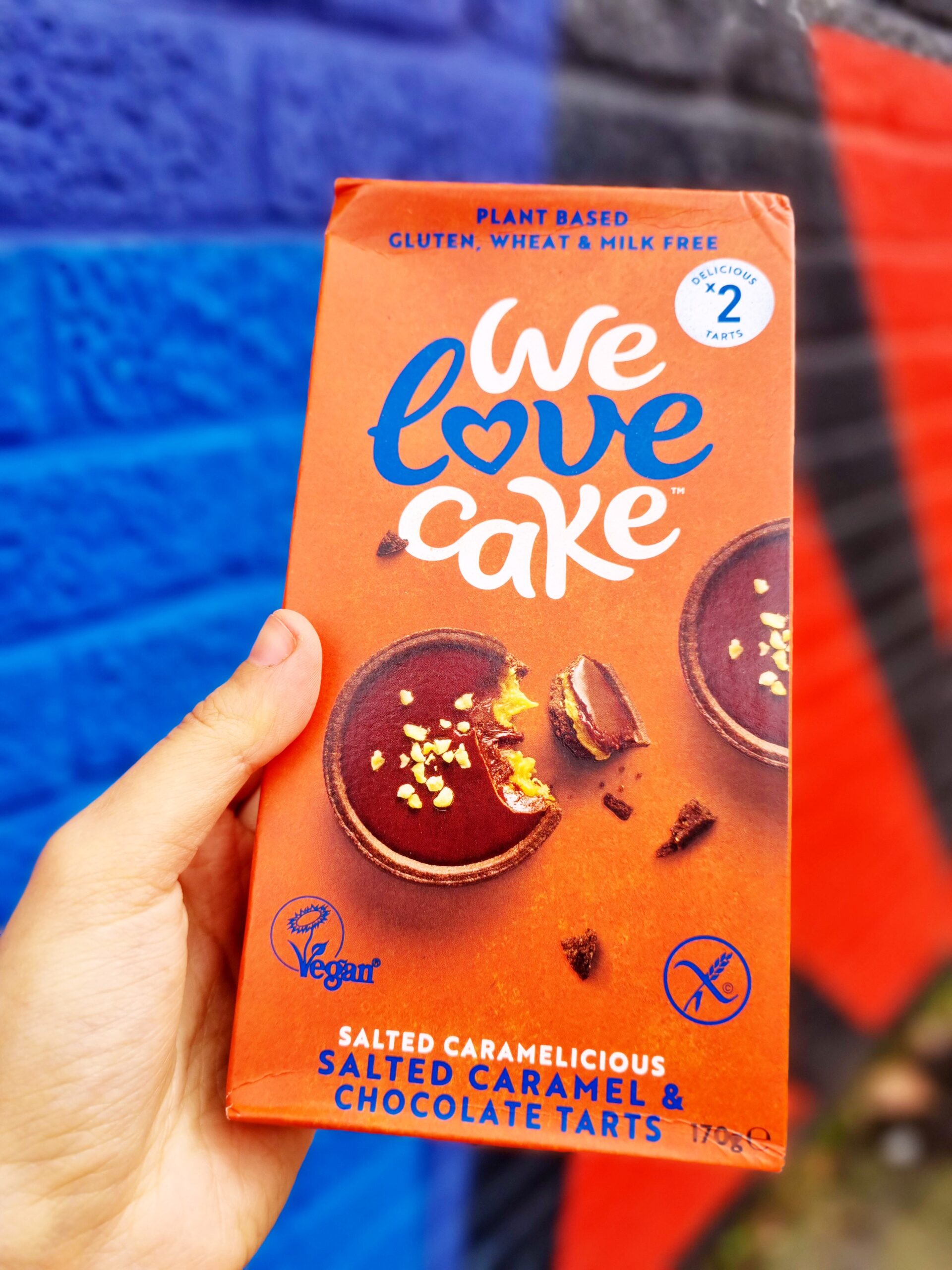 <img src="we love.jpg" alt="we love cake salted caramel tarts "/>