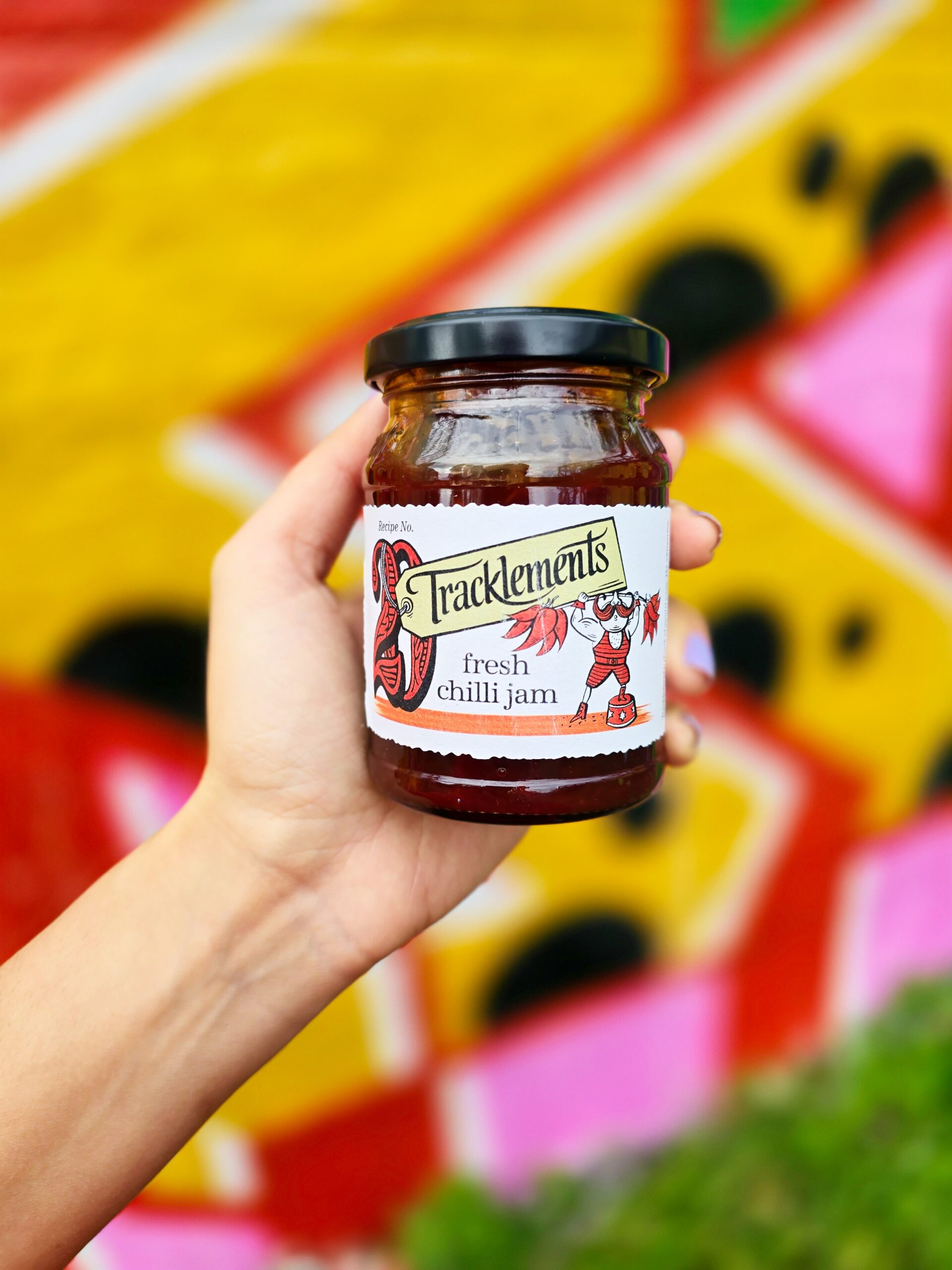 <img src="tracklements.jpg" alt="tracklements chilli jam"/>