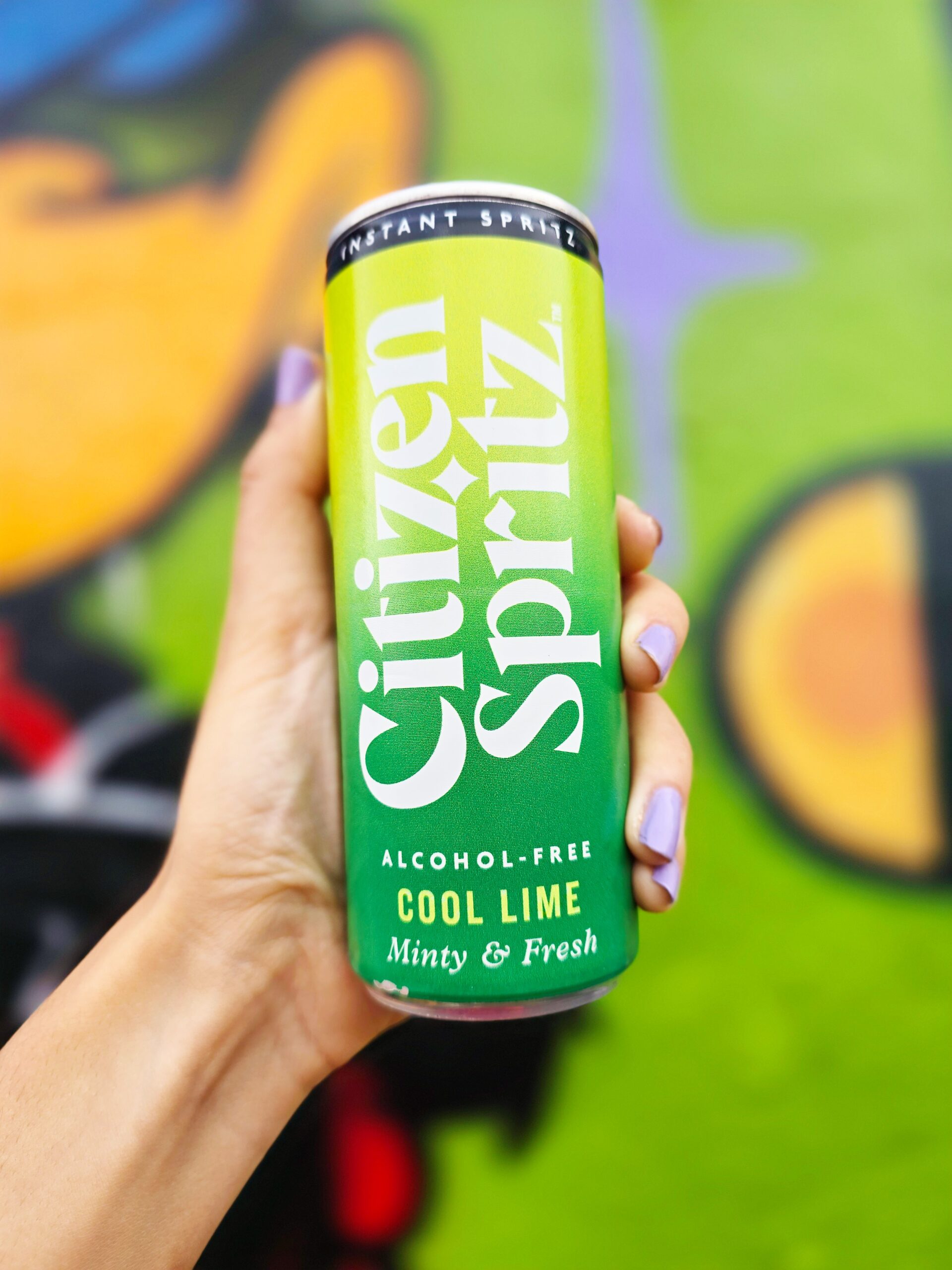 <img src="citizen.jpg" alt="citizen spritz cool lime cocktail"/>