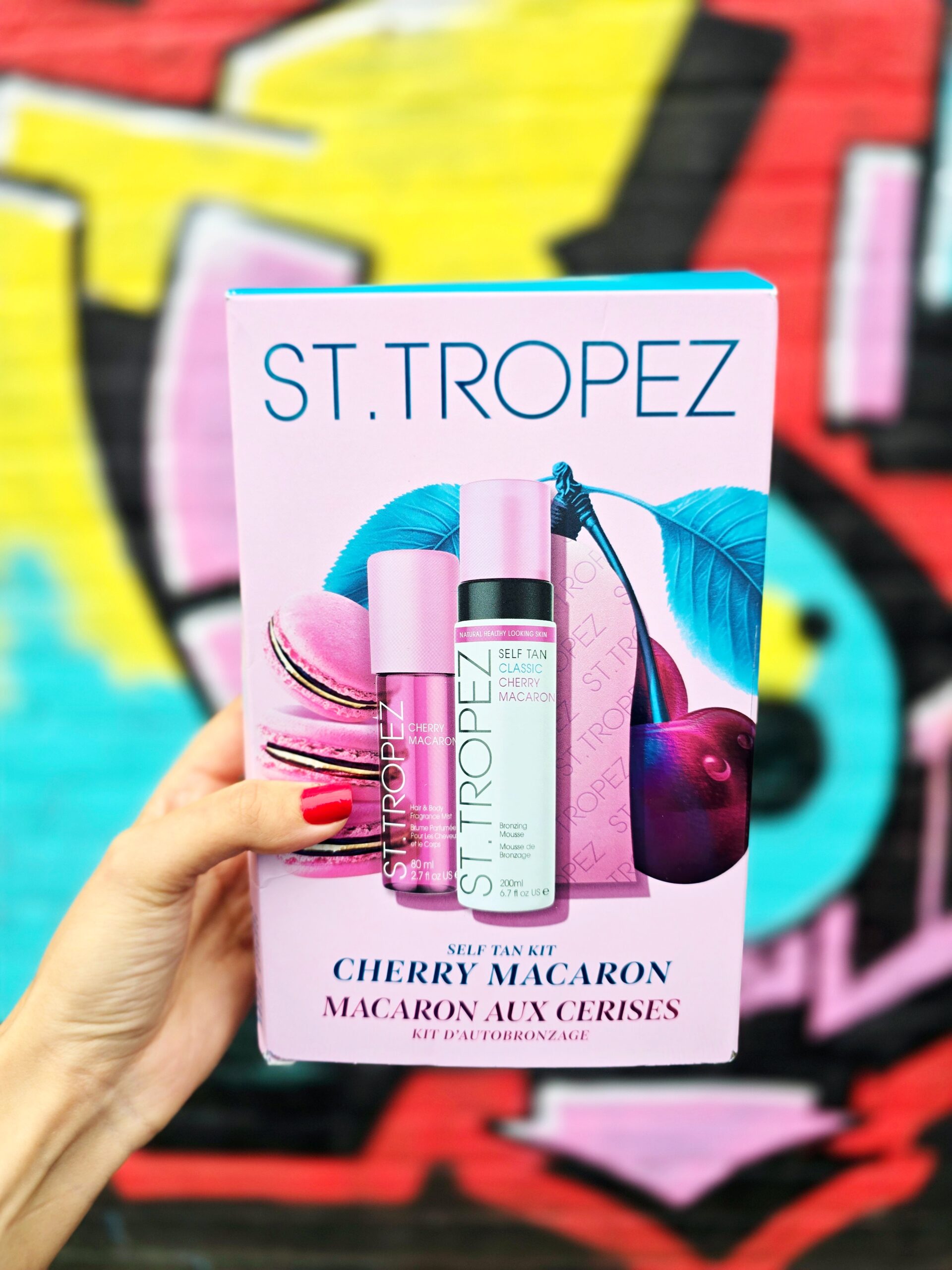 <img src="st.jpg" alt="st tropez tan last minute vegan"/> 