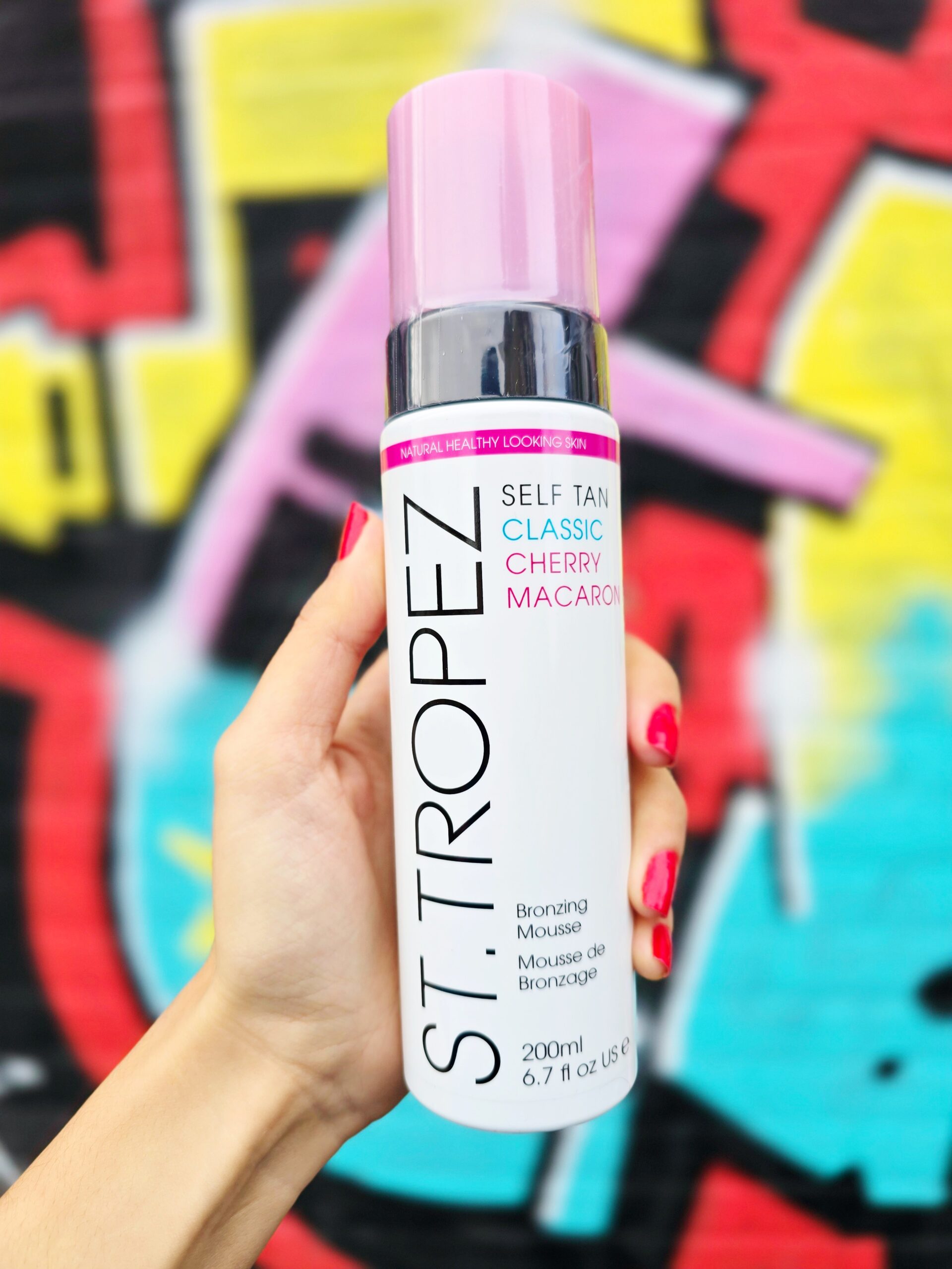 <img src="vegan.jpg" alt="vegan fake tan mousse st tropez"/> 